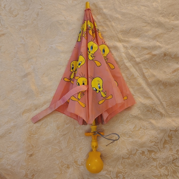 Vintage! Looney Tunes - Tweedy Pink umbrella - Picture 2 of 16
